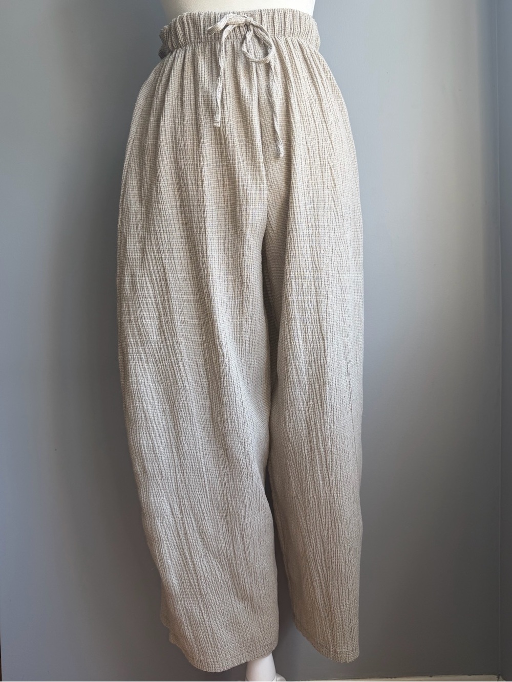 Relaxed Drawstring Linen-Blend Pants